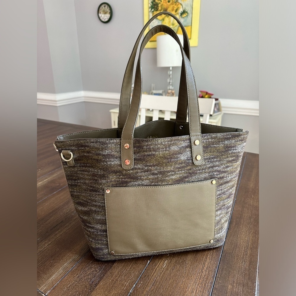 NWOT Urban expressions tote bag